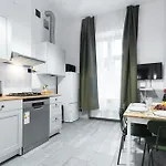 Friendhouse Avenue *