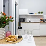 Friendhouse Avenue Apartmán
