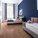 Apartamento Friendhouse Avenue *