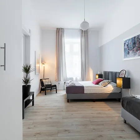 Apartment Friendhouse Avenue Krakow