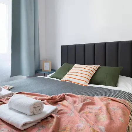 Friendhouse Avenue Апартаменты