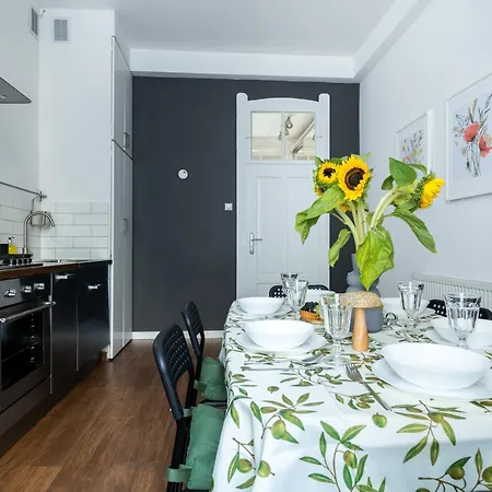Apartment Friendhouse Avenue *