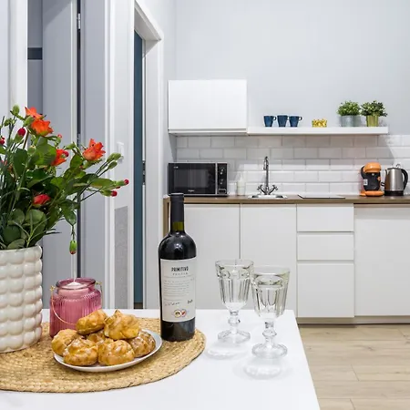 Friendhouse Avenue Apartment