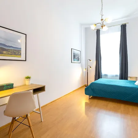 Διαμέρισμα Friendhouse Avenue *