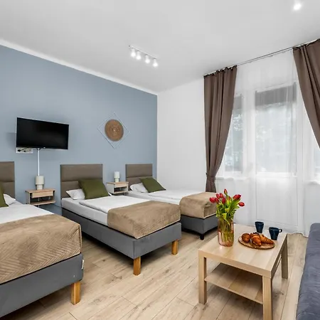 Friendhouse Avenue Διαμέρισμα Krasków