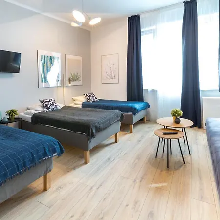 Friendhouse Avenue Apartment *