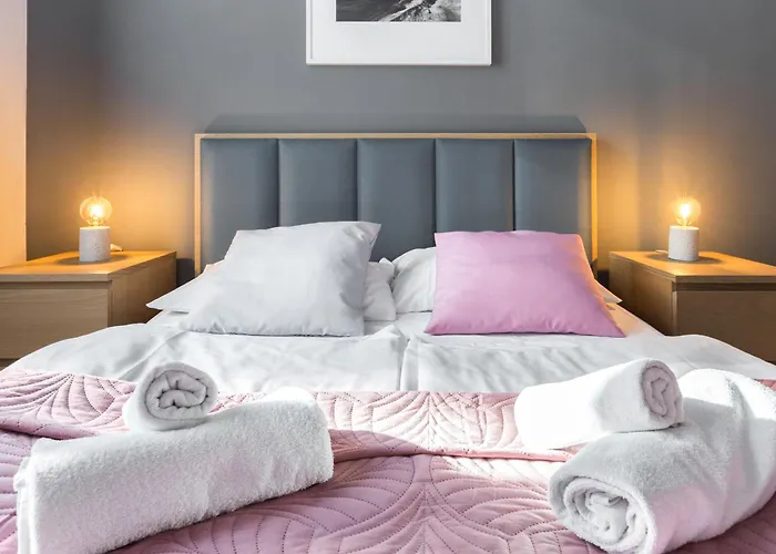 Friendhouse Avenue شقة كراكوفيا