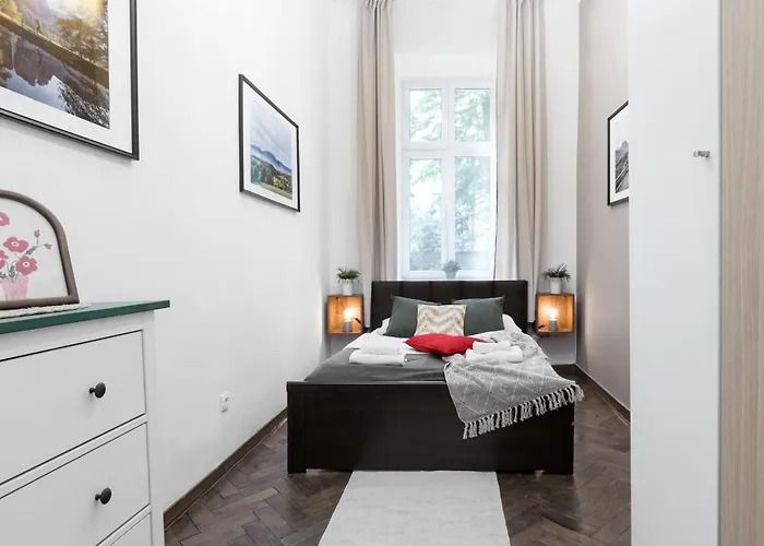 Friendhouse Avenue * كراكوفيا