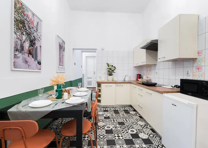 Friendhouse Avenue كراكوفيا