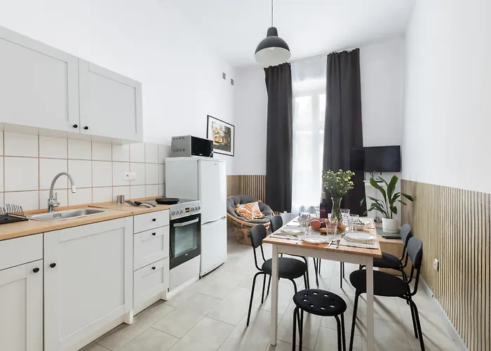 Friendhouse Avenue كراكوفيا