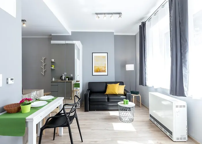 Friendhouse Avenue * كراكوفيا