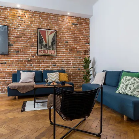 Friendhouse Avenue * Krakau